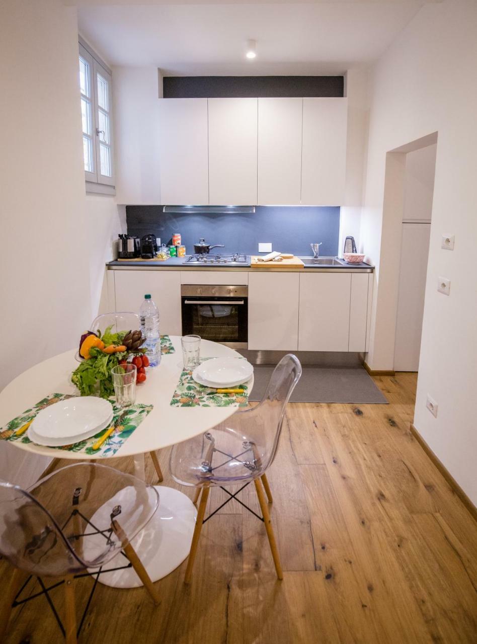 Acacia Firenze - Melograno Apartment Bagian luar foto