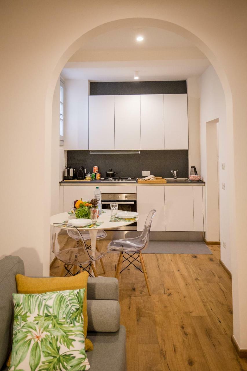 Acacia Firenze - Melograno Apartment Bagian luar foto