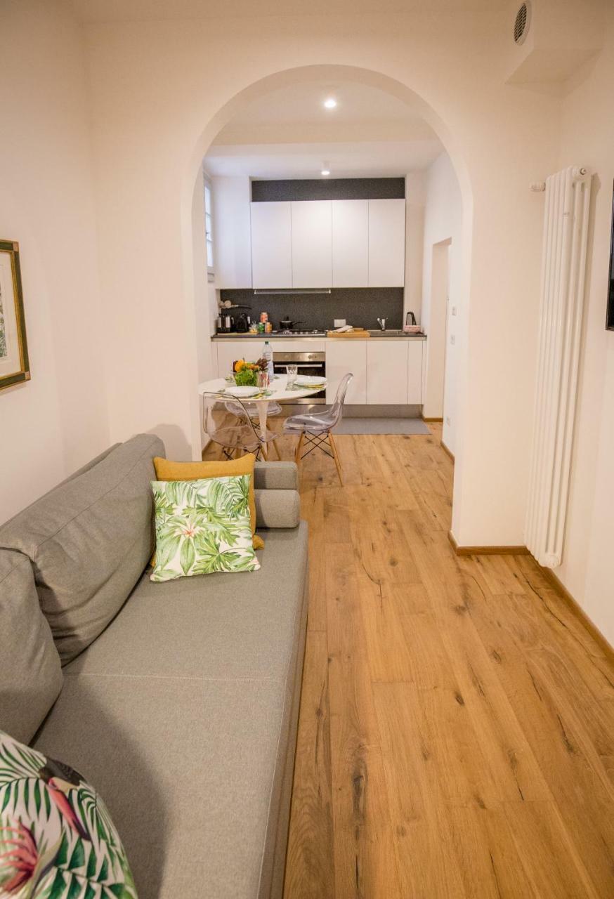 Acacia Firenze - Melograno Apartment Bagian luar foto