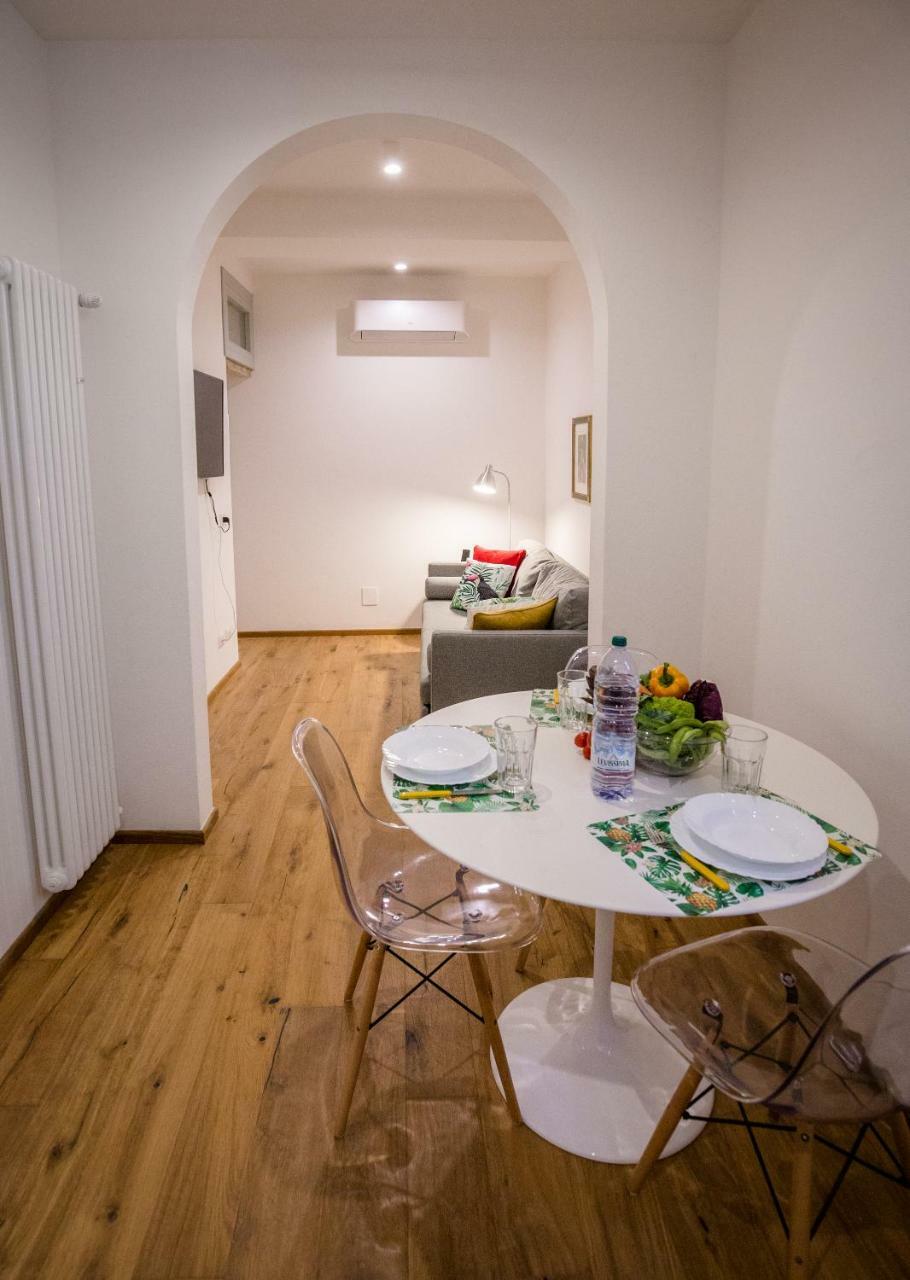 Acacia Firenze - Melograno Apartment Bagian luar foto